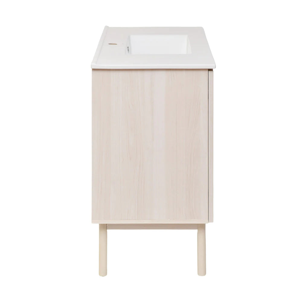 Classé 36" Bathroom Vanity in White Oak